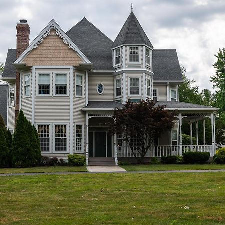 Exquisite Victorian Apartment สปริงฟิลด์ ภายนอก รูปภาพ
